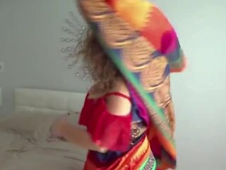 Desi india red saree aunty undressed part - 1: dhuwur definisi x rated video 93