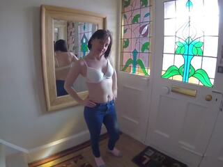 Mince jeune femme bandes nu en jeans, hd xxx film 13