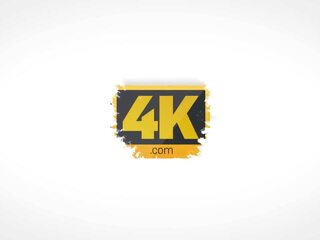 Daddy4k. vechi tată pays pentru marvellous sex clamă cu lui pas son‘s scolarita