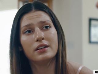 Stepdaughter turi malonumas su dėdė žingsnis mama enters: hd xxx filmas 03