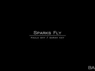 ทารก - sparks บิน, พอลล่า อาย และ ซาร่าห์ kay