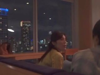 One night mom and son in hotel, free diwasa porno video 1f