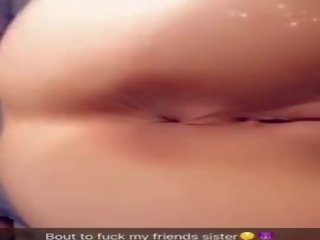 هل نبقى اصدقاء الأخوات القليل عذراء الحمار متخم مع لي بوضعه في snap